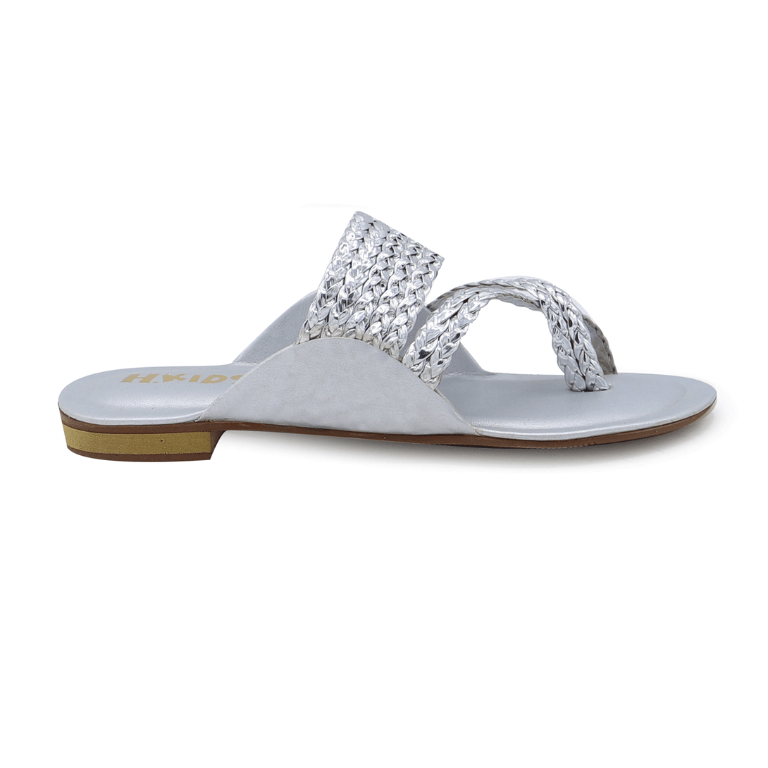 Silver Fancy Chappal G30359