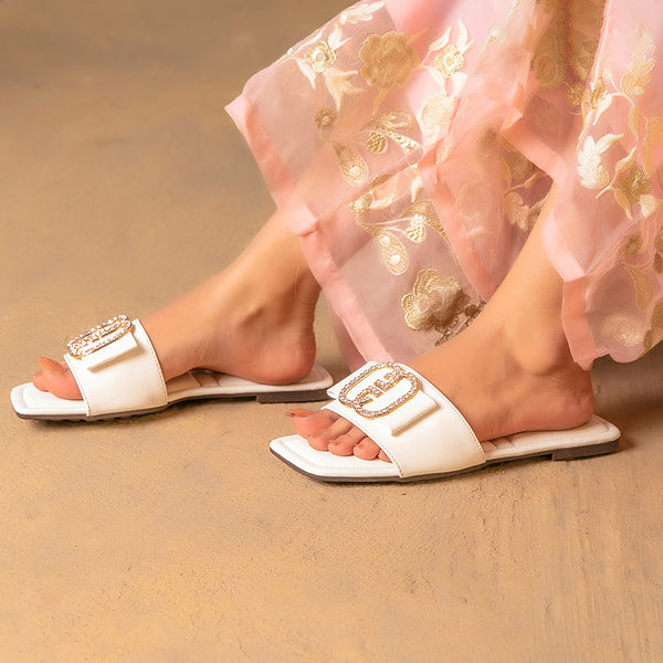 White Formal Slipper L00350010