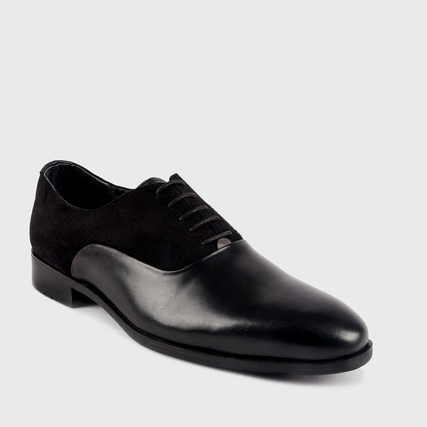 Black Formal Lace Up Shoes for men – elegant & durable in Pakistan