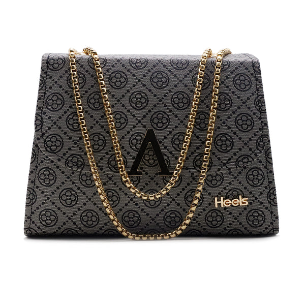 Black casual boxy clutch handbag for women â€“ stylish everyday clutch in Pakistan.