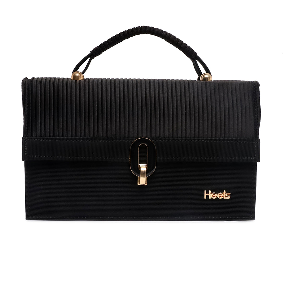 Black casual clutch bag for ladies in Pakistan, stylish wedding & party wear clutch.