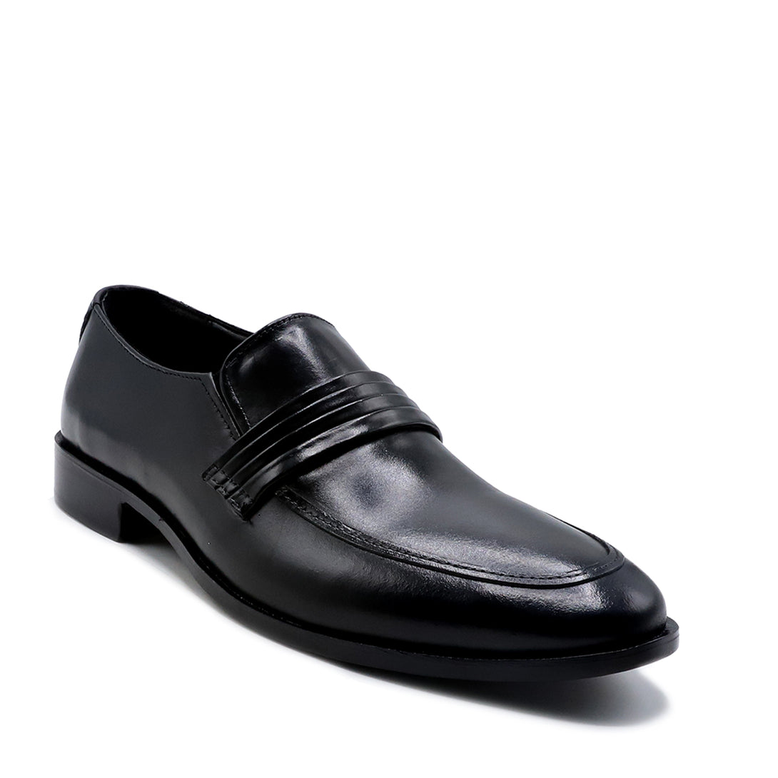 Black formal slip-on shoes for men â€“ business wear