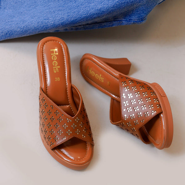Tan Formal Slipper L00760067