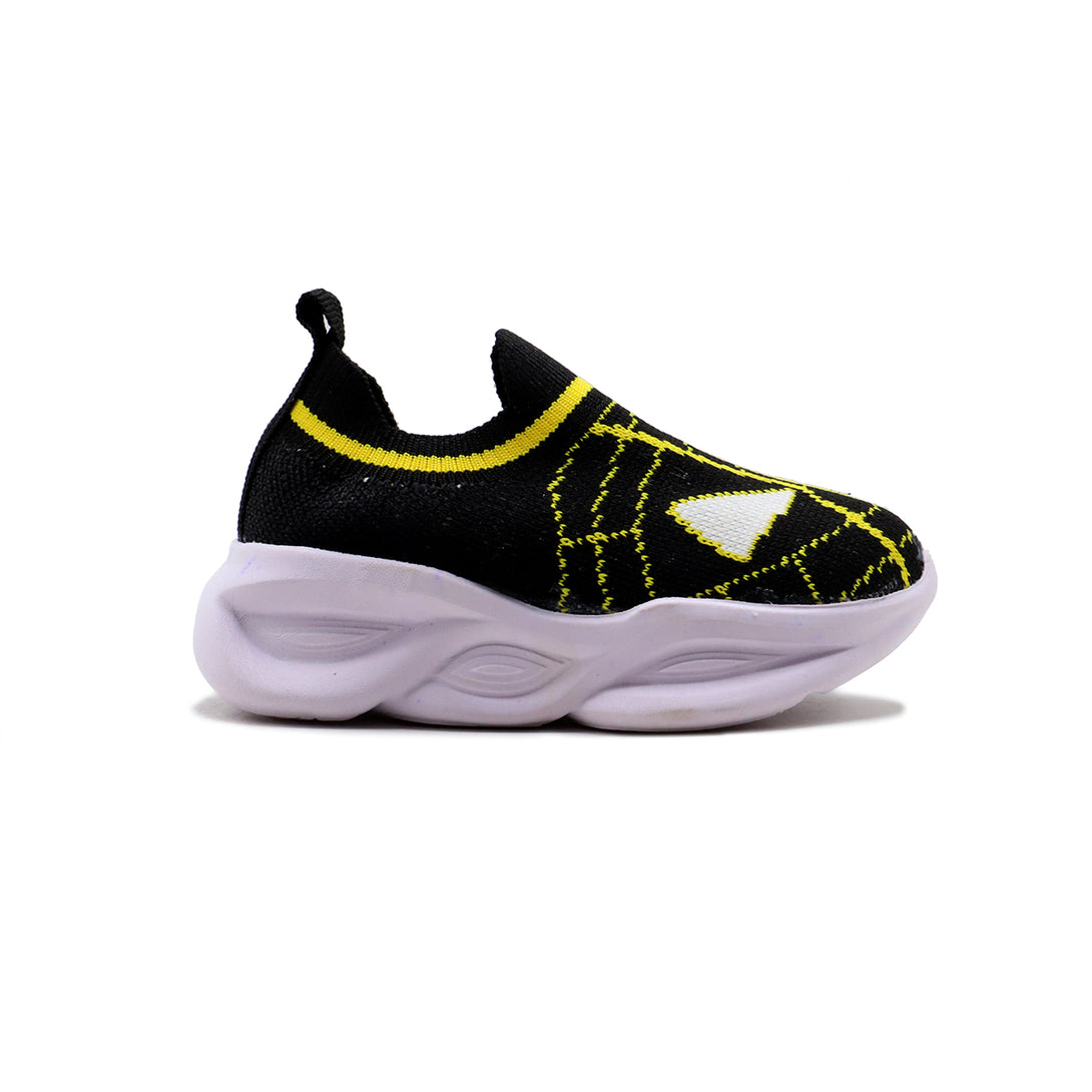 Black/Yellow Casual Sneaker K00B50009