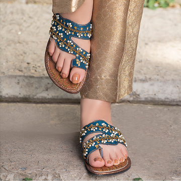 Stylish & Comfortable Traditional Footwear Online in Pakistan