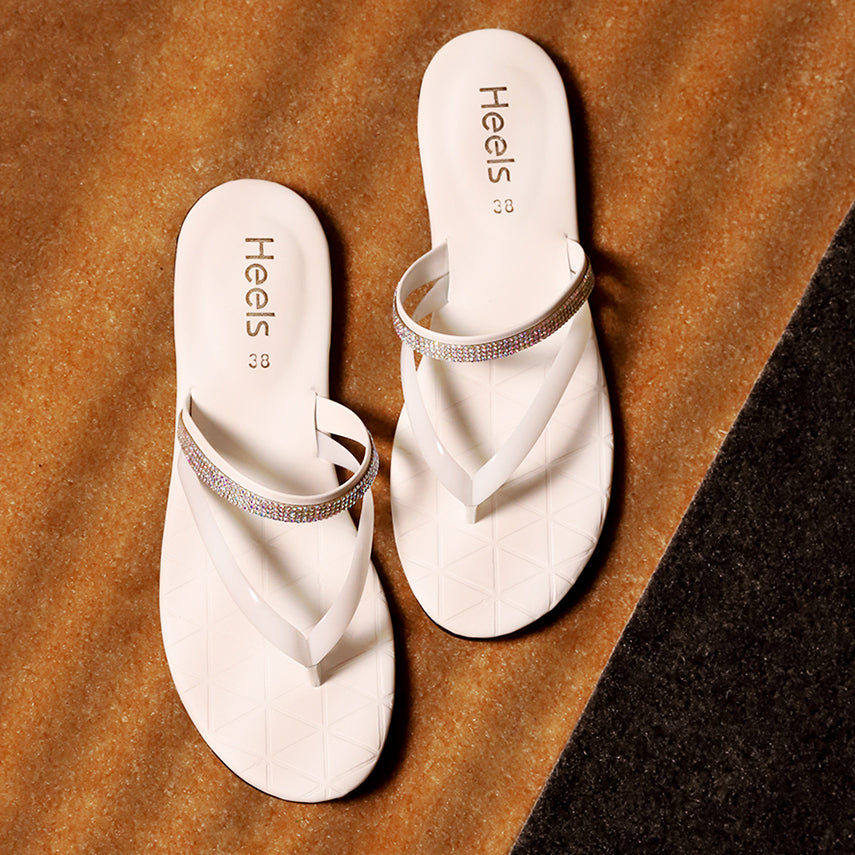 Buy Ladies Chappal Online in Pakistan | Casual & Soft Chappals for Girls â Heels Shoes | New