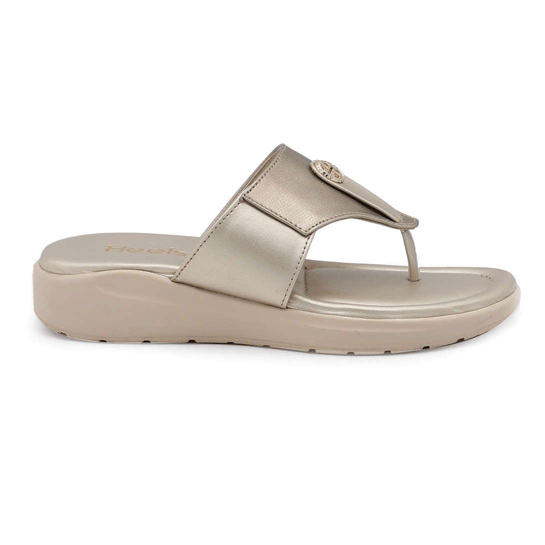 Golden Casual Chappal 070219